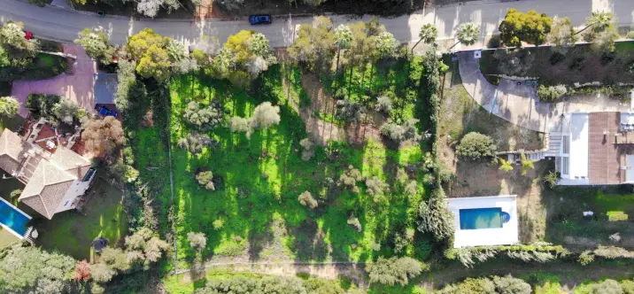 Venta de parcela residencial en Sotogrande 1