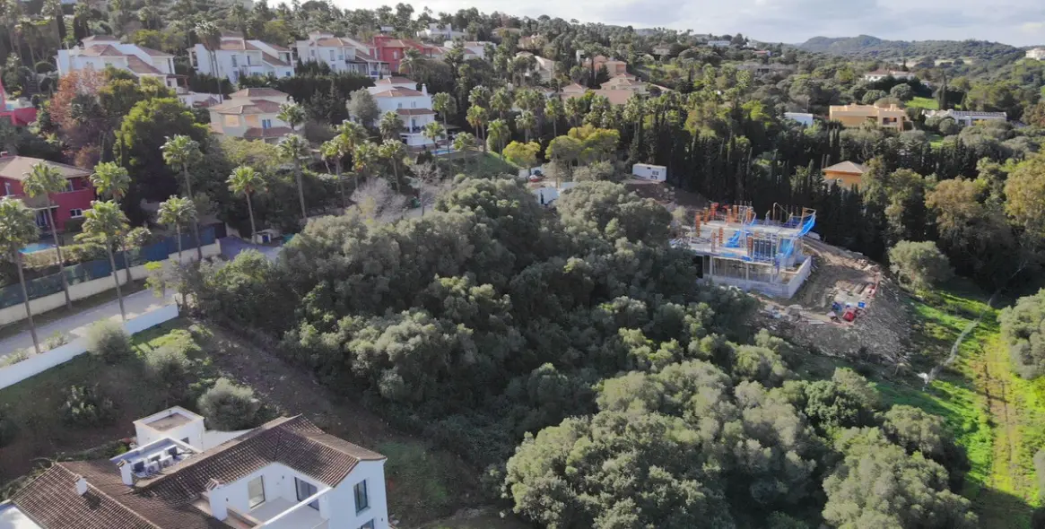 Venta de parcela residencial en Sotogrande 11