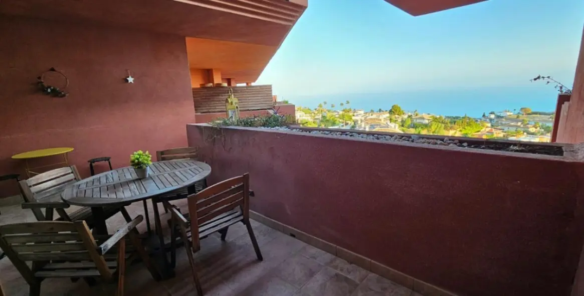 Sale of penthouse in Benalmadena Pueblo 2