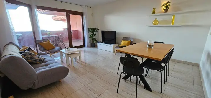 Sale of penthouse in Benalmadena Pueblo 2