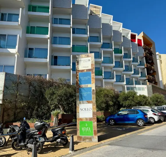 Sale of middle floor apartment in Fuengirola
