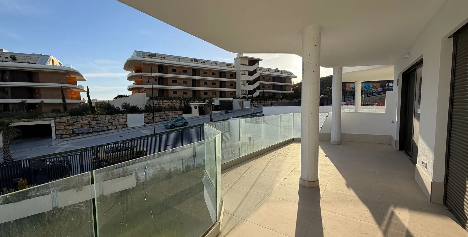 Venta de apartamento en planta media en Fuengirola 2