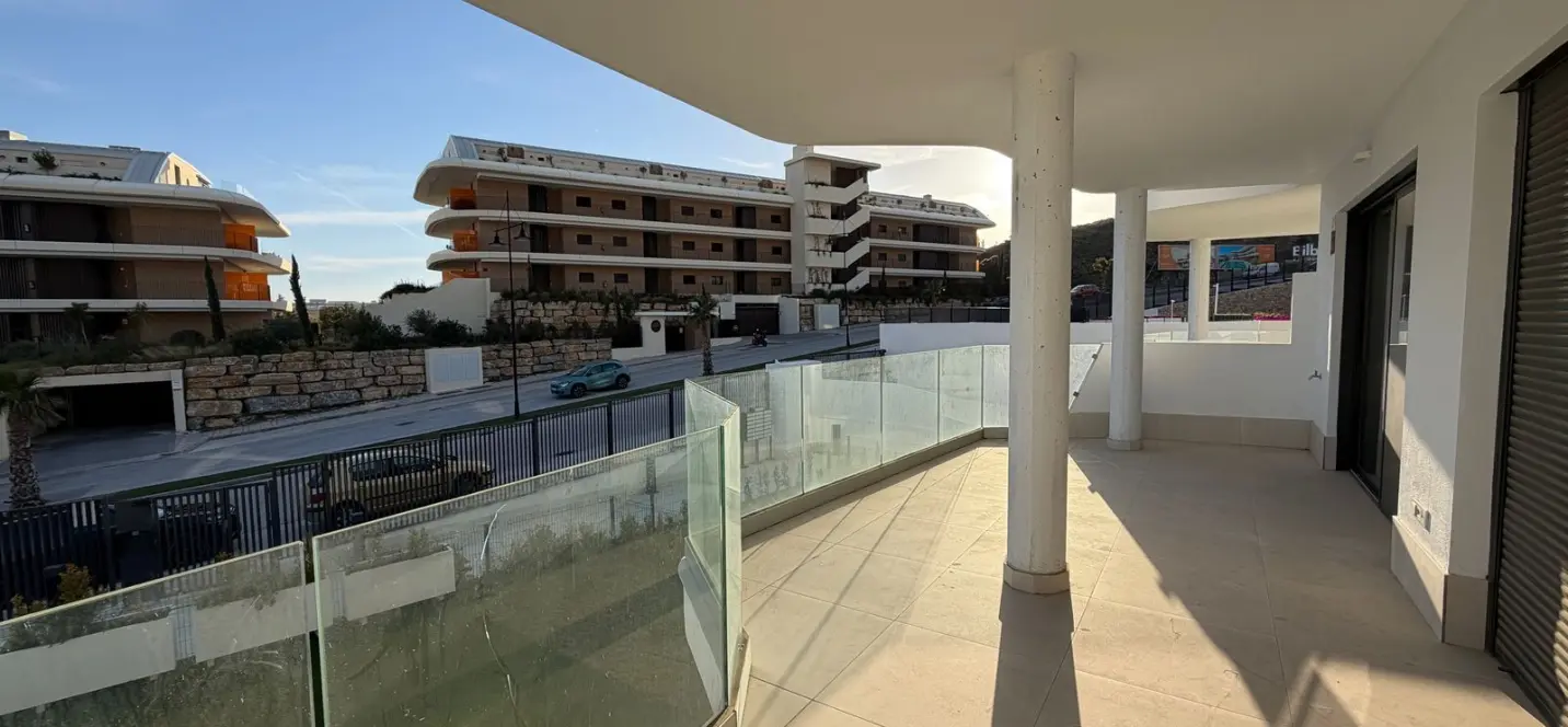 Продажа апартаментов на среднем этаже в Fuengirola 1