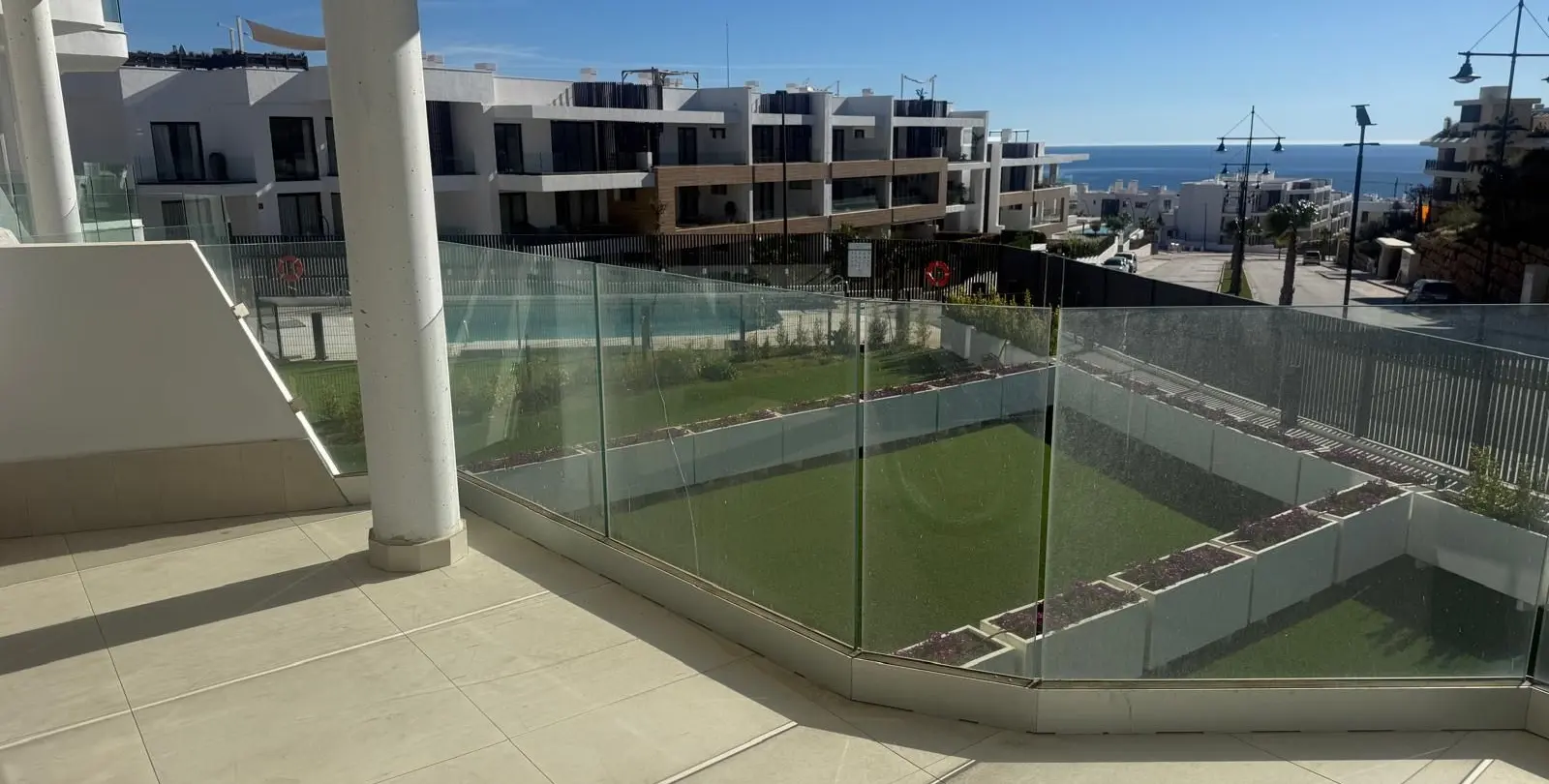 Venta de apartamento en planta media en Fuengirola 5
