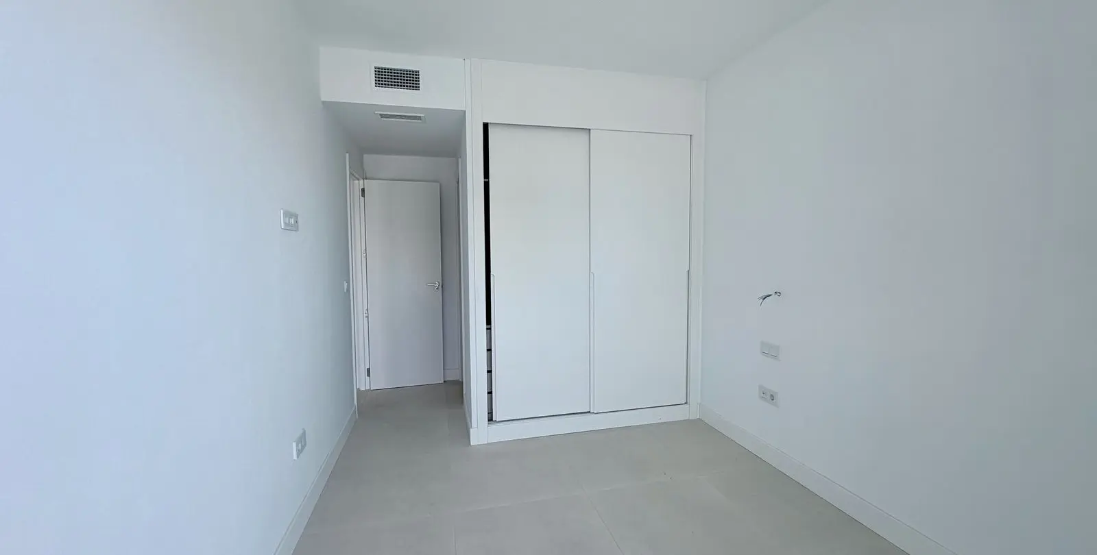 Venta de apartamento en planta media en Fuengirola 13