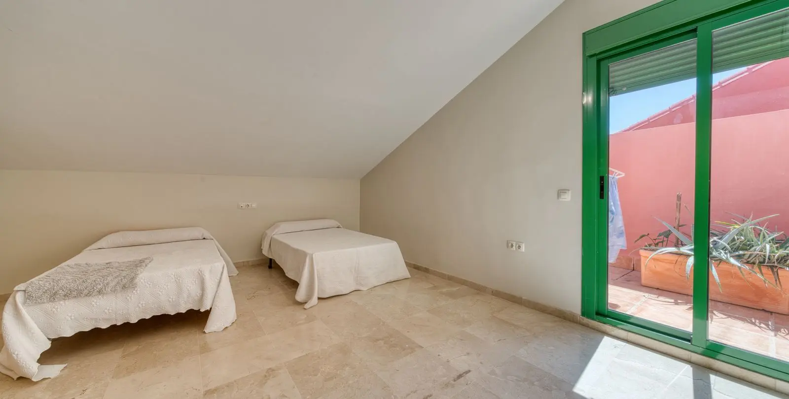 Sale of penthouse in Torreblanca 17