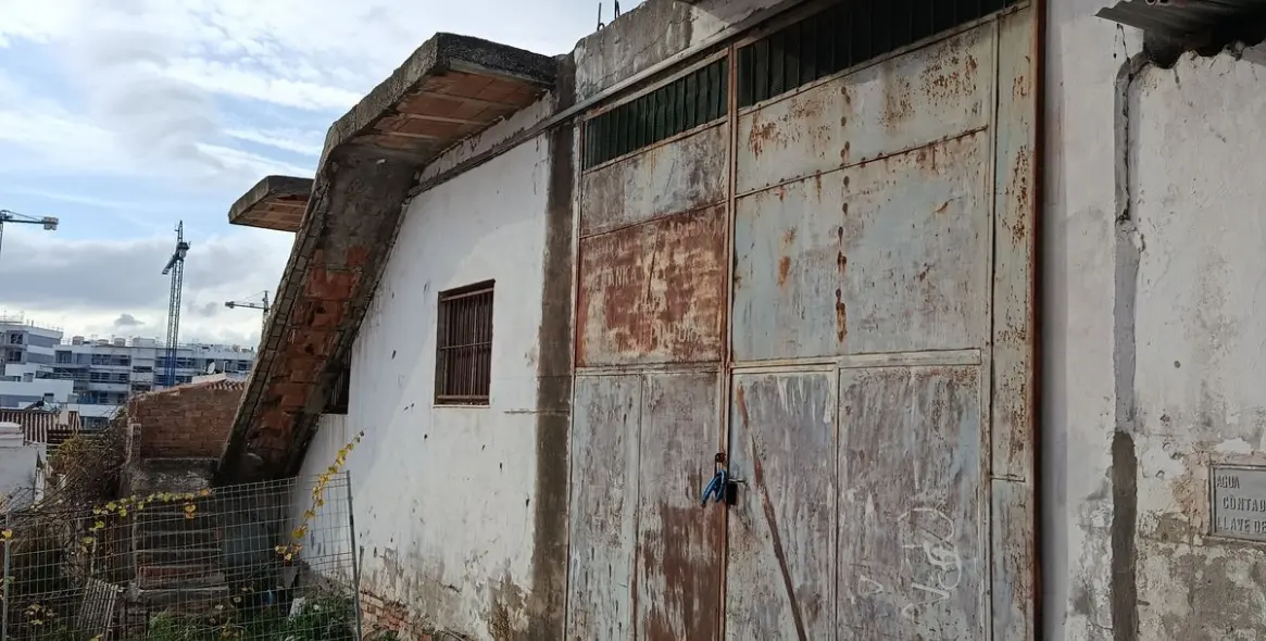 Sale of storage room in Estepona 2