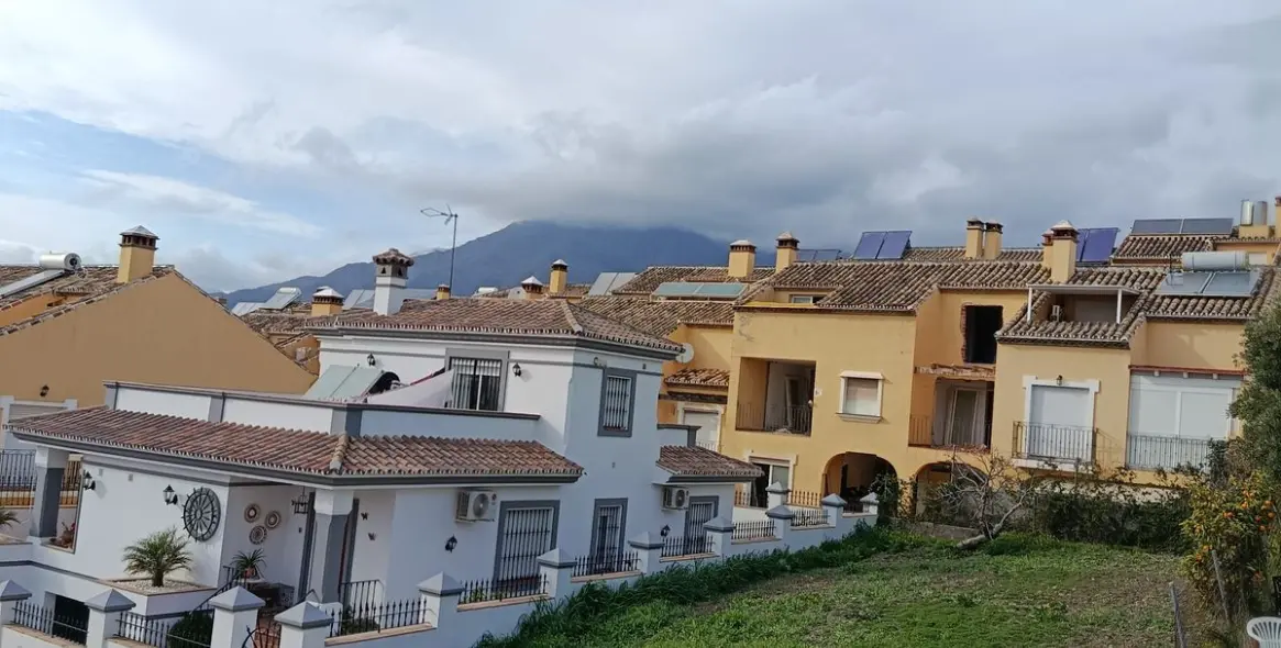 Sale of storage room in Estepona 7