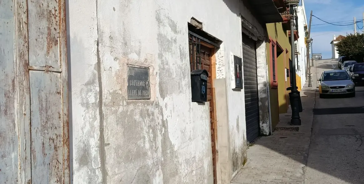 Sale of storage room in Estepona 16