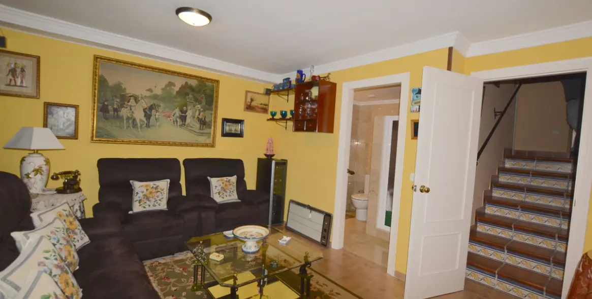 Продажа таунхауса в Altos de los Monteros 5