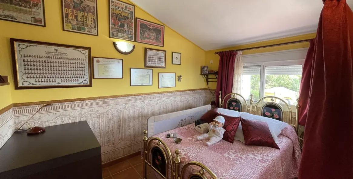 Продажа таунхауса в Altos de los Monteros 20