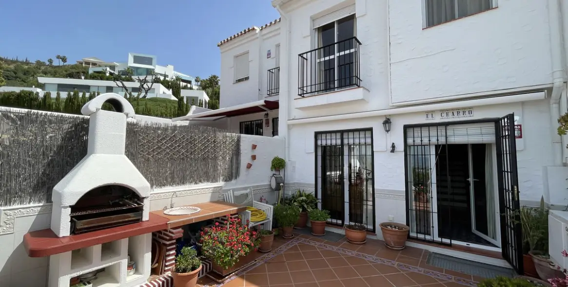 Venta de adosado en Altos de los Monteros 29