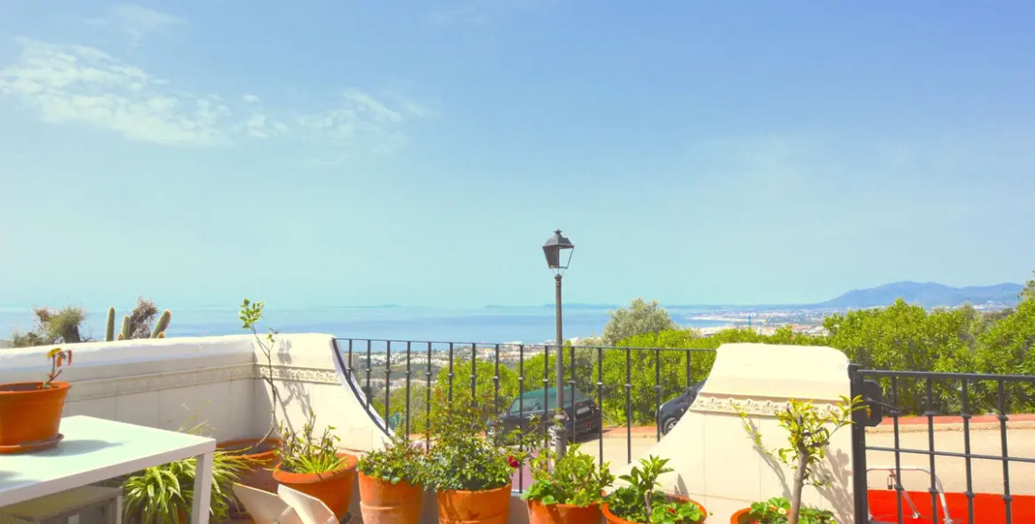 Venta de adosado en Altos de los Monteros 40