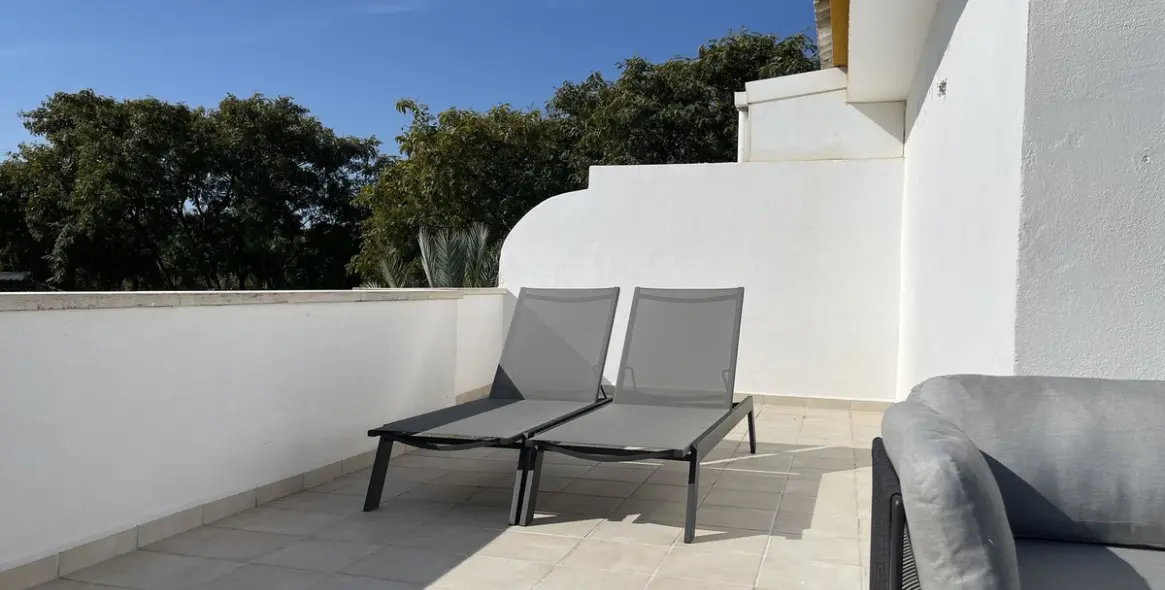 Sale of penthouse in Nueva Andalucía 6