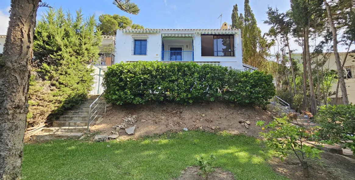 Продажа таунхауса в El Chaparral 10