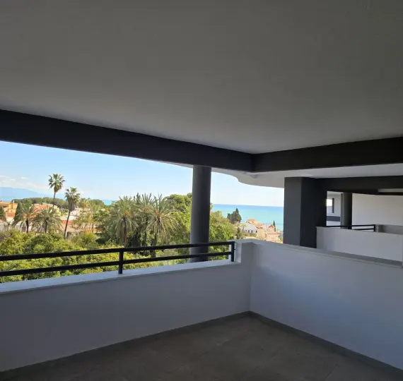 Venta de apartamento en planta media en Torremolinos