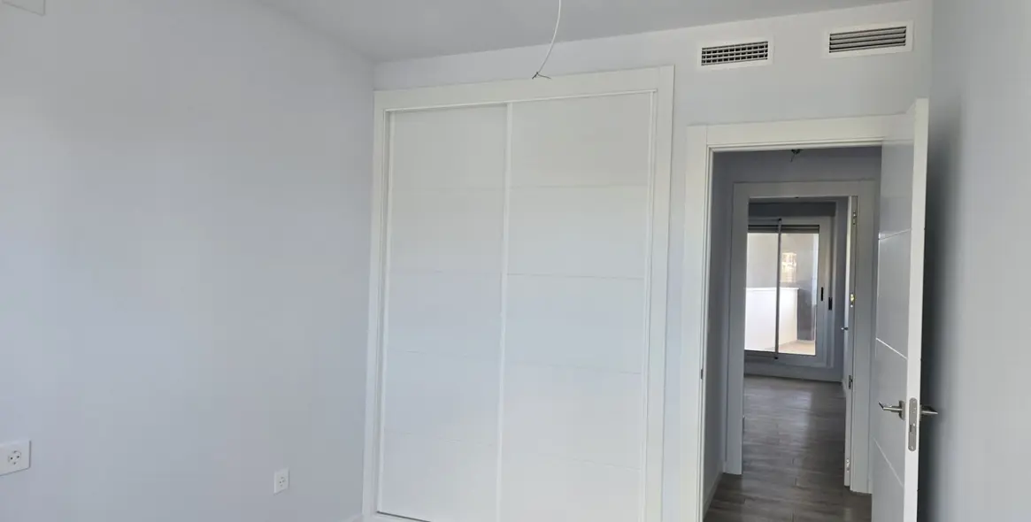 Sale of middle floor apartment in Torremolinos 15