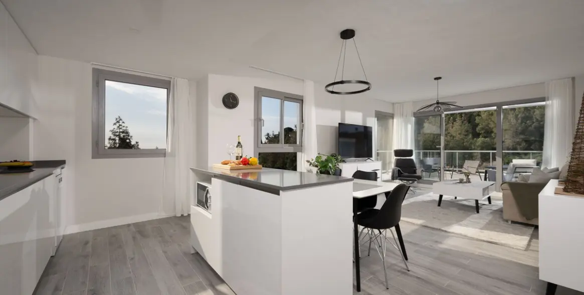 Venta de apartamento en planta media en El Chaparral 4