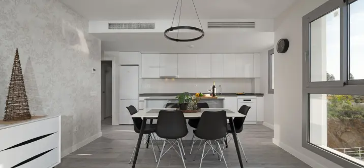 Sale of middle floor apartment in El Chaparral 4