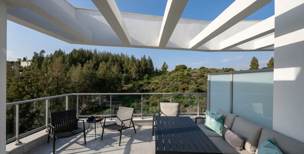 Venta de apartamento en planta media en El Chaparral 14