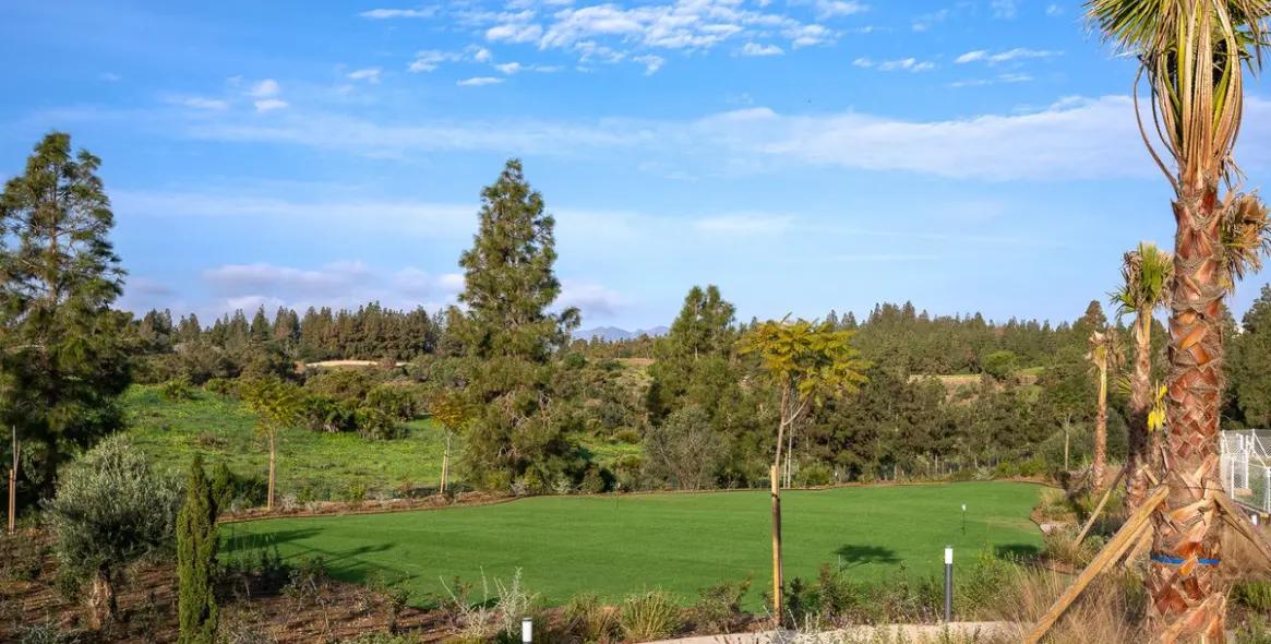 Venta de apartamento en planta media en El Chaparral 30