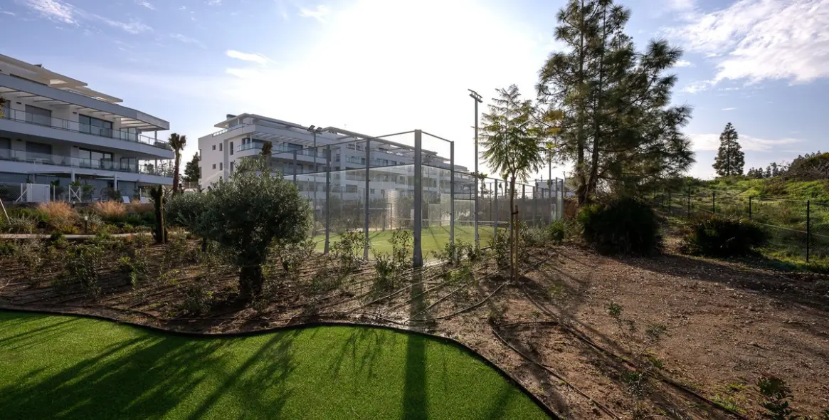 Venta de apartamento en planta media en El Chaparral 35