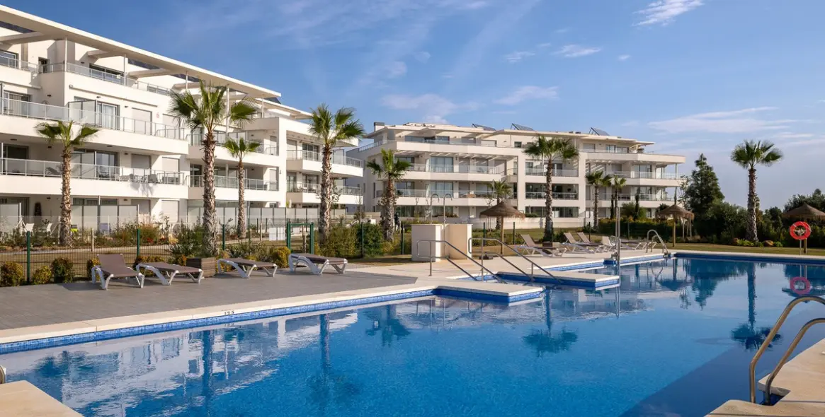 Venta de apartamento en planta media en El Chaparral 37