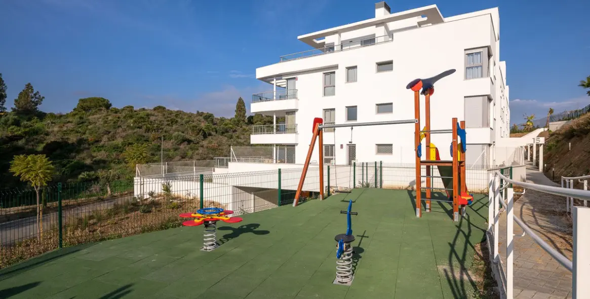 Venta de apartamento en planta media en El Chaparral 45