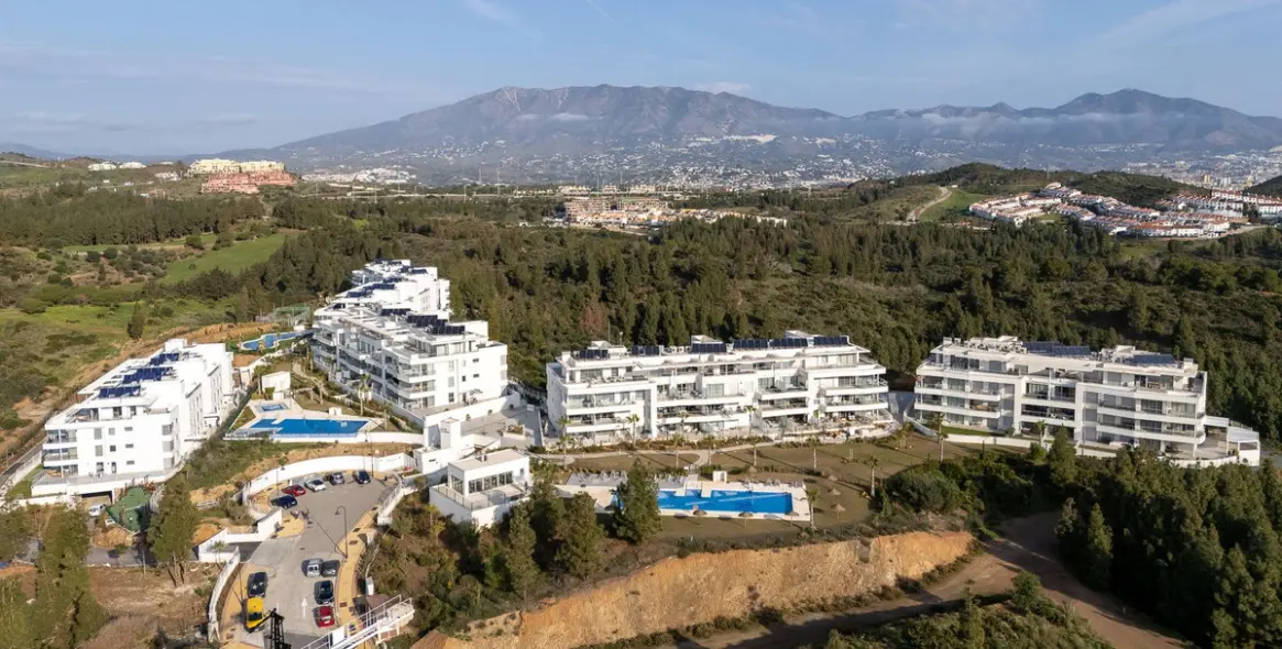 Venta de apartamento en planta media en El Chaparral 48