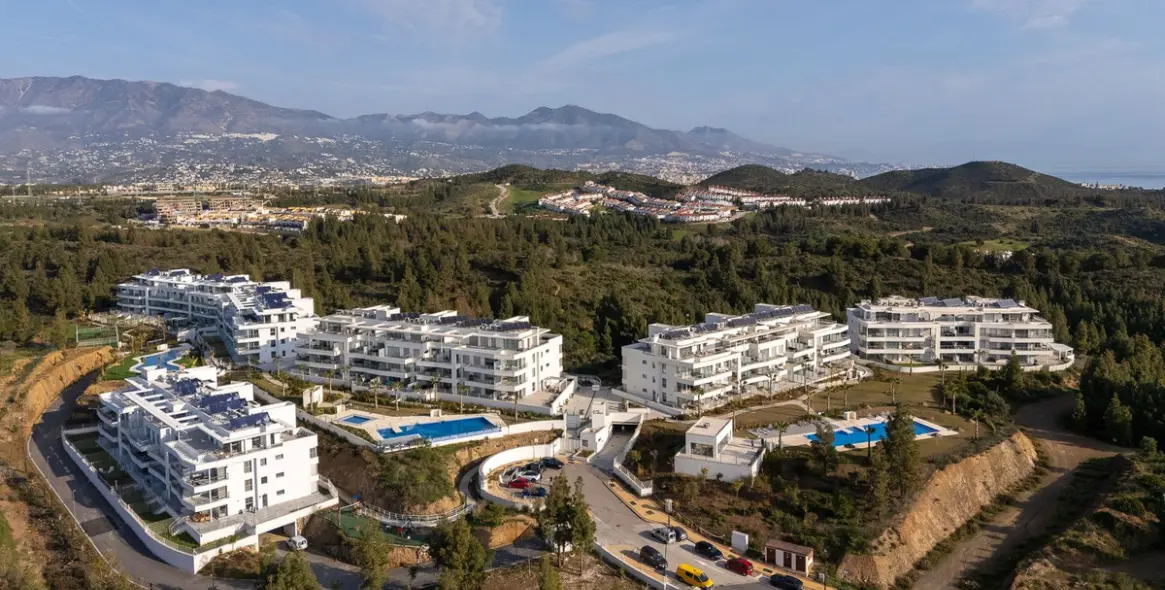 Venta de apartamento en planta media en El Chaparral 49