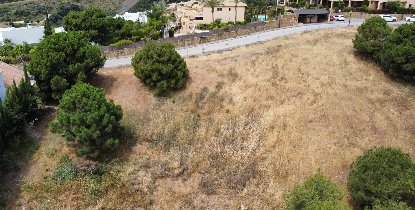 Sale of residential plot in Selwo 5