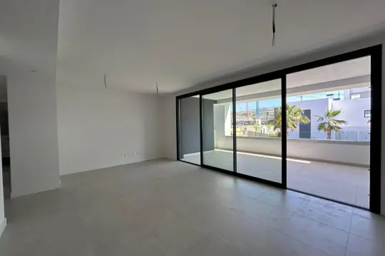 Image 7 thumb