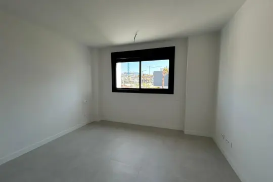 Image 13 thumb