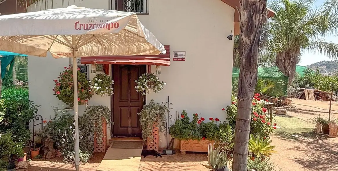 Sale of farm in Monda 1