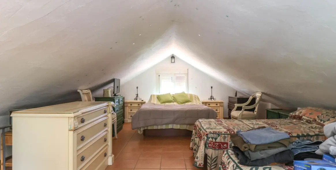 Sale of farm in Monda 13