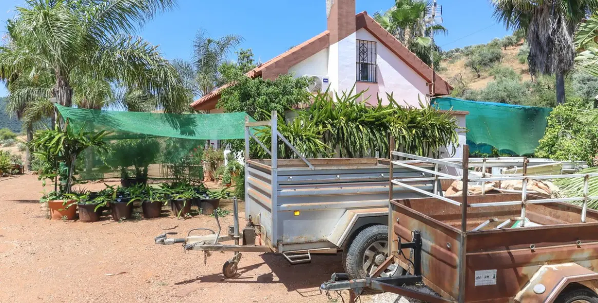 Sale of farm in Monda 23