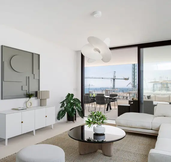 Sale of middle floor apartment in Fuengirola