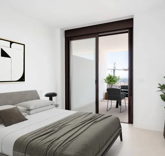 Sale of middle floor apartment in Fuengirola