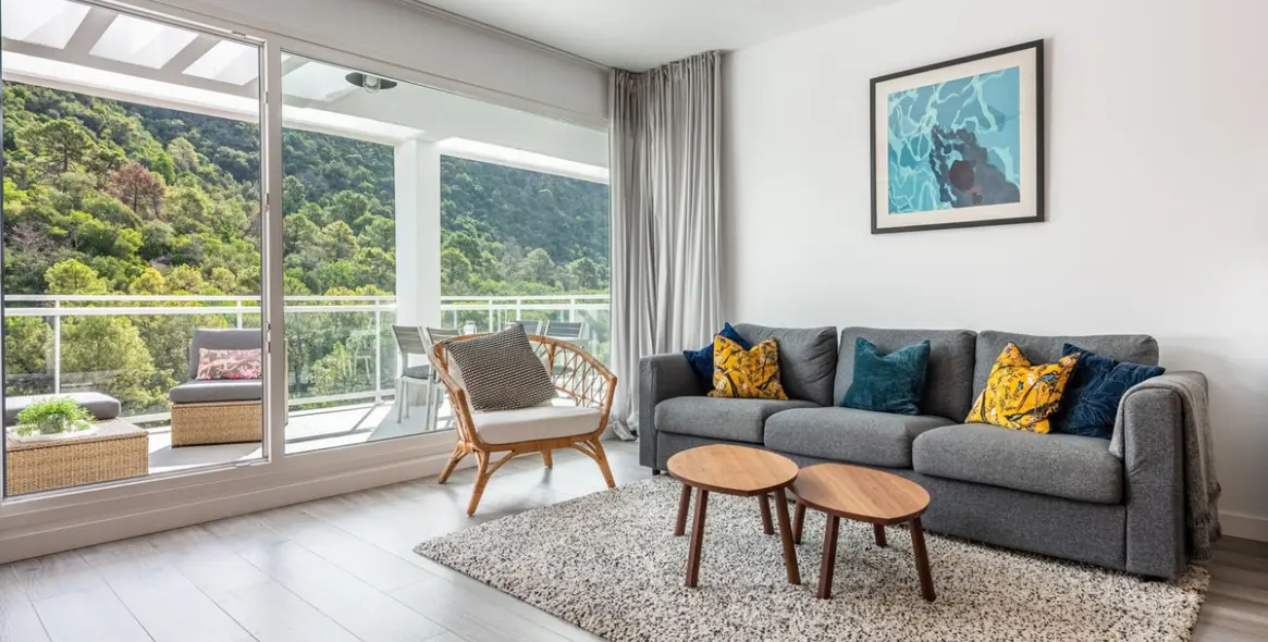 Продажа апартаментов на среднем этаже в Benahavís 12