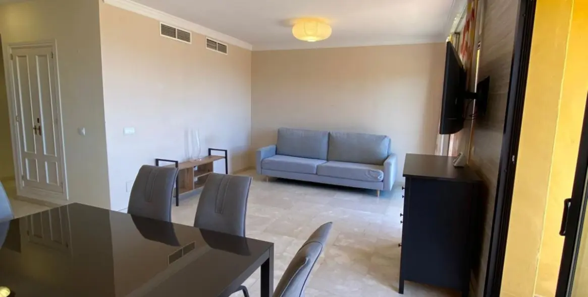 Sale of duplex in Estepona 18