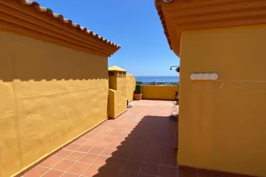Image 8 thumb