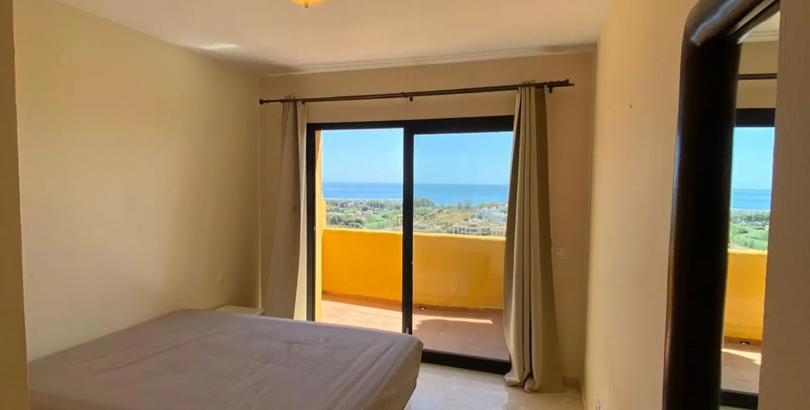 Venta de dúplex en Estepona 25