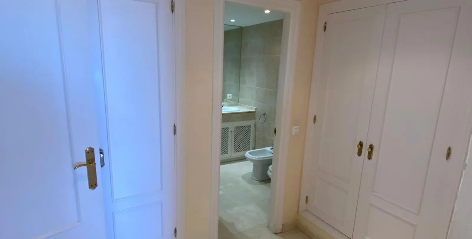 Venta de dúplex en Estepona 30