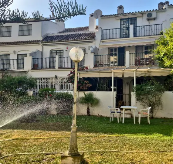 Sale of townhouse in Los Boliches