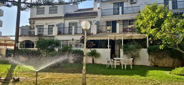 Sale of townhouse in Los Boliches 0