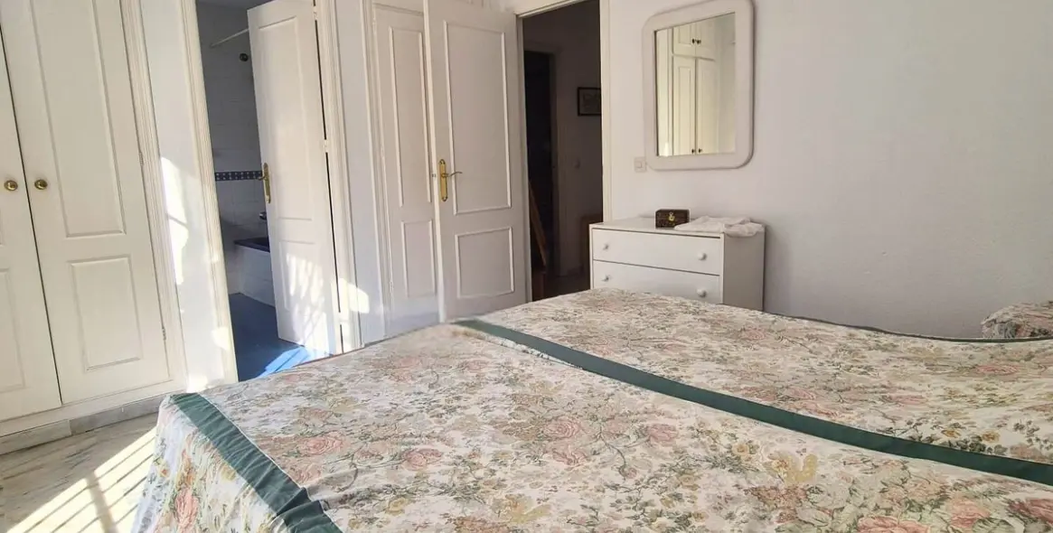 Продажа таунхауса в Los Boliches 19