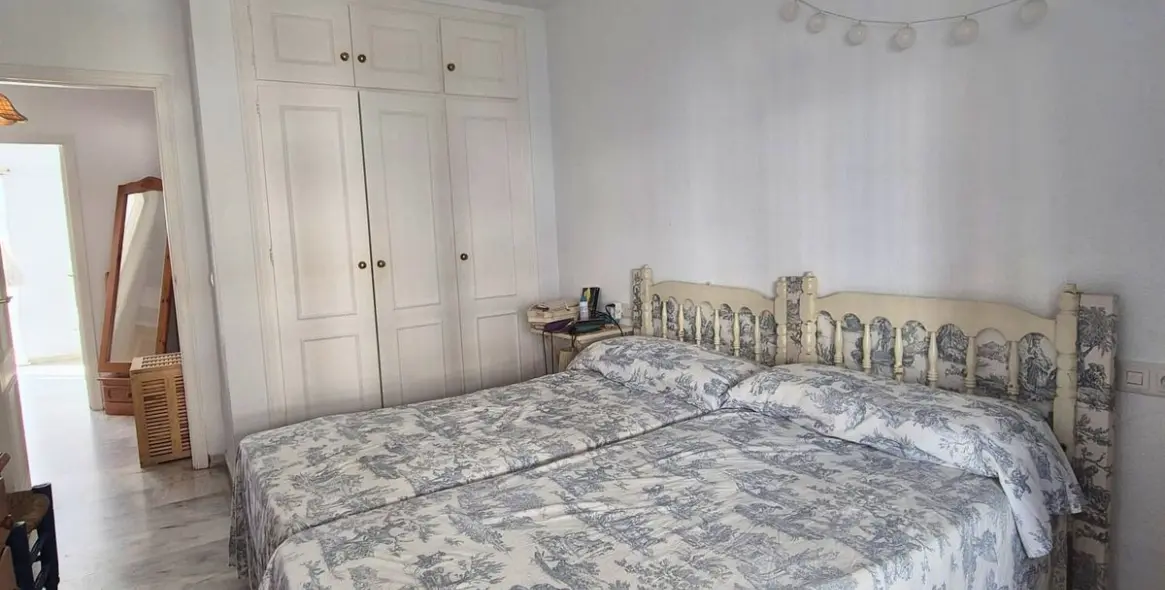 Sale of townhouse in Los Boliches 22