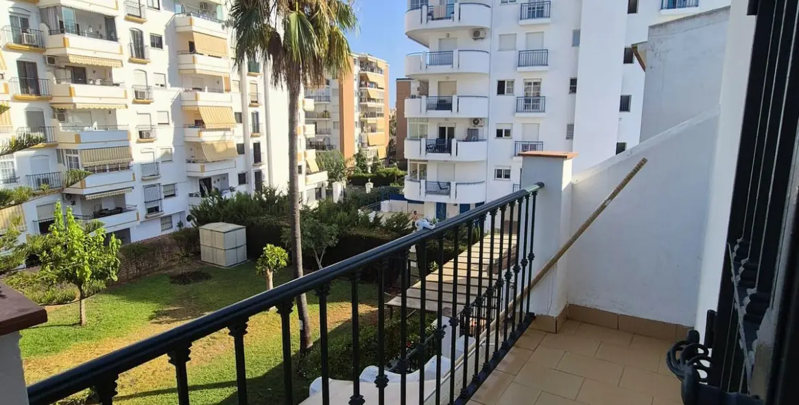 Sale of townhouse in Los Boliches 30