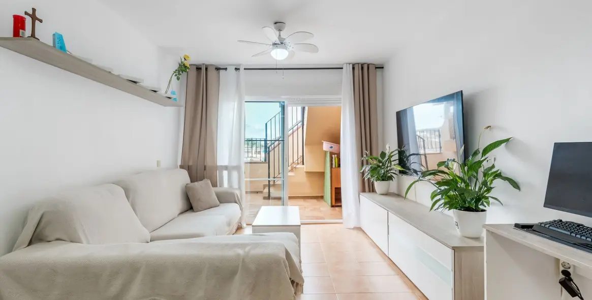 Sale of penthouse in Estepona 7