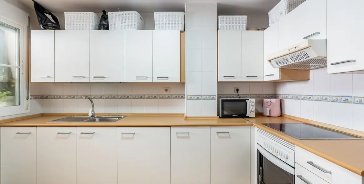 Sale of penthouse in Estepona 9